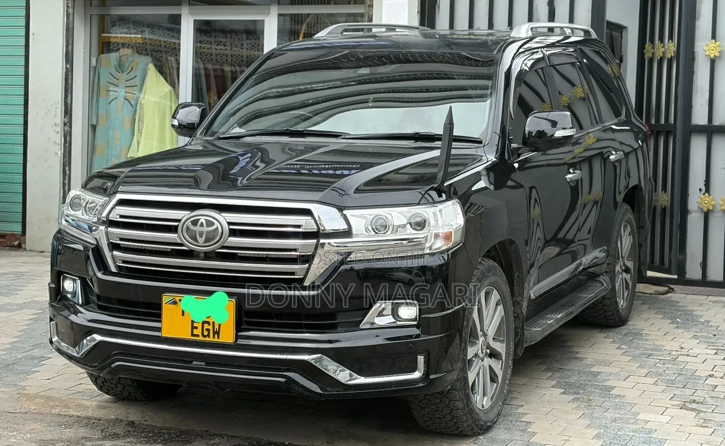 Toyota Land Cruiser 2017 Black