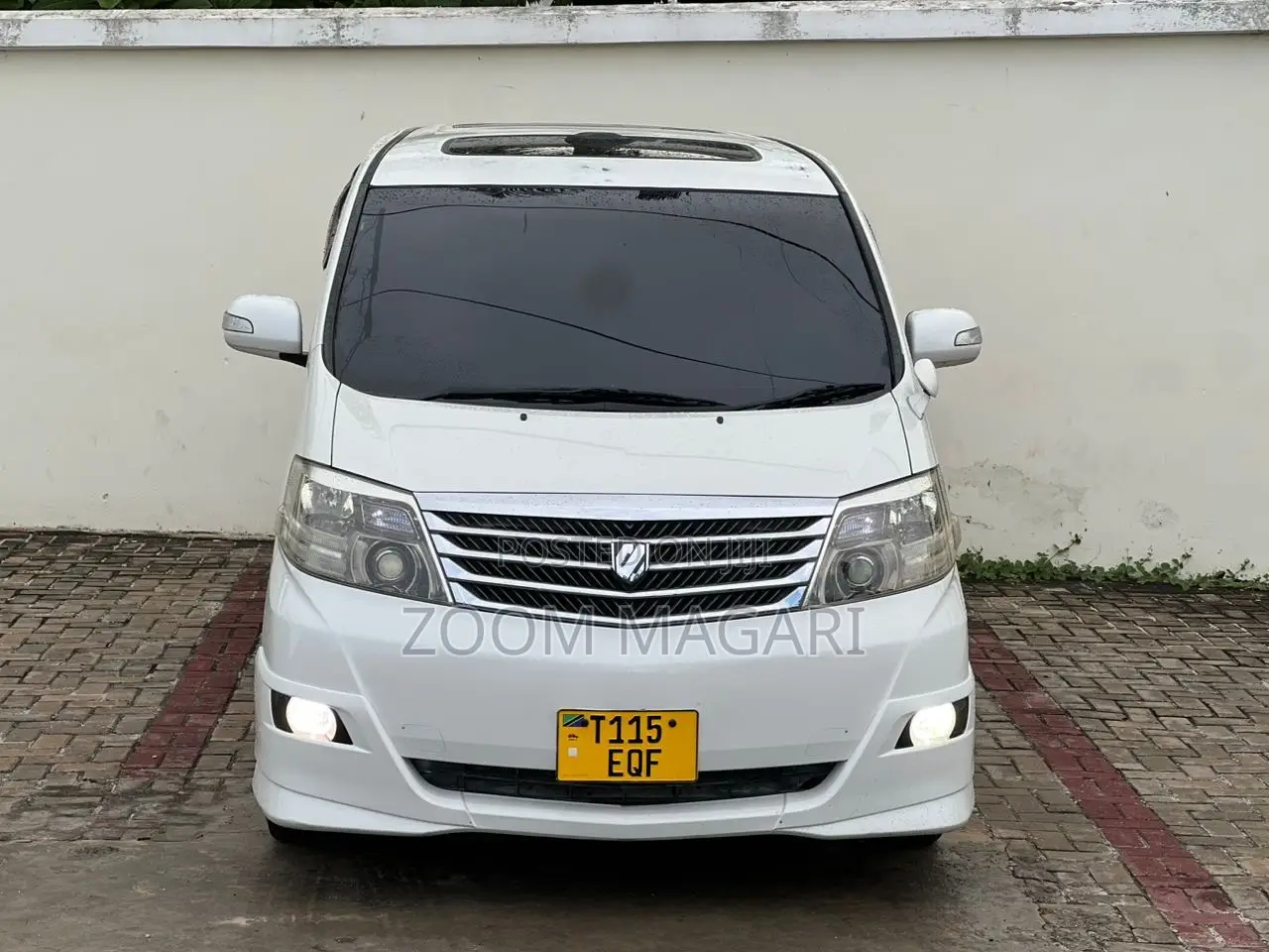 Toyota Alphard 2009 Pearl