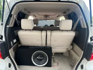Toyota Alphard 2009 Pearl