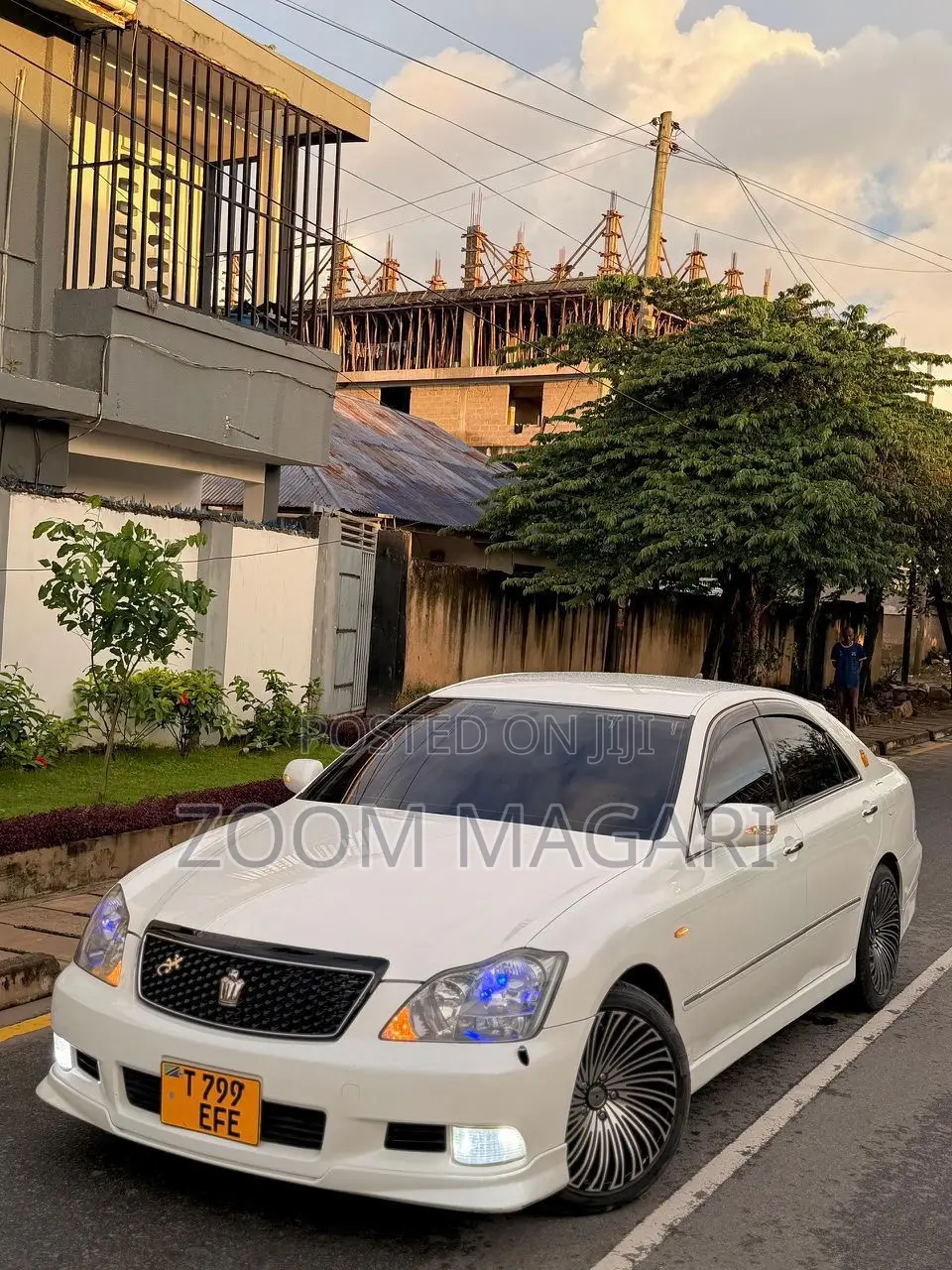 Toyota Crown Royale 2005 Pearl