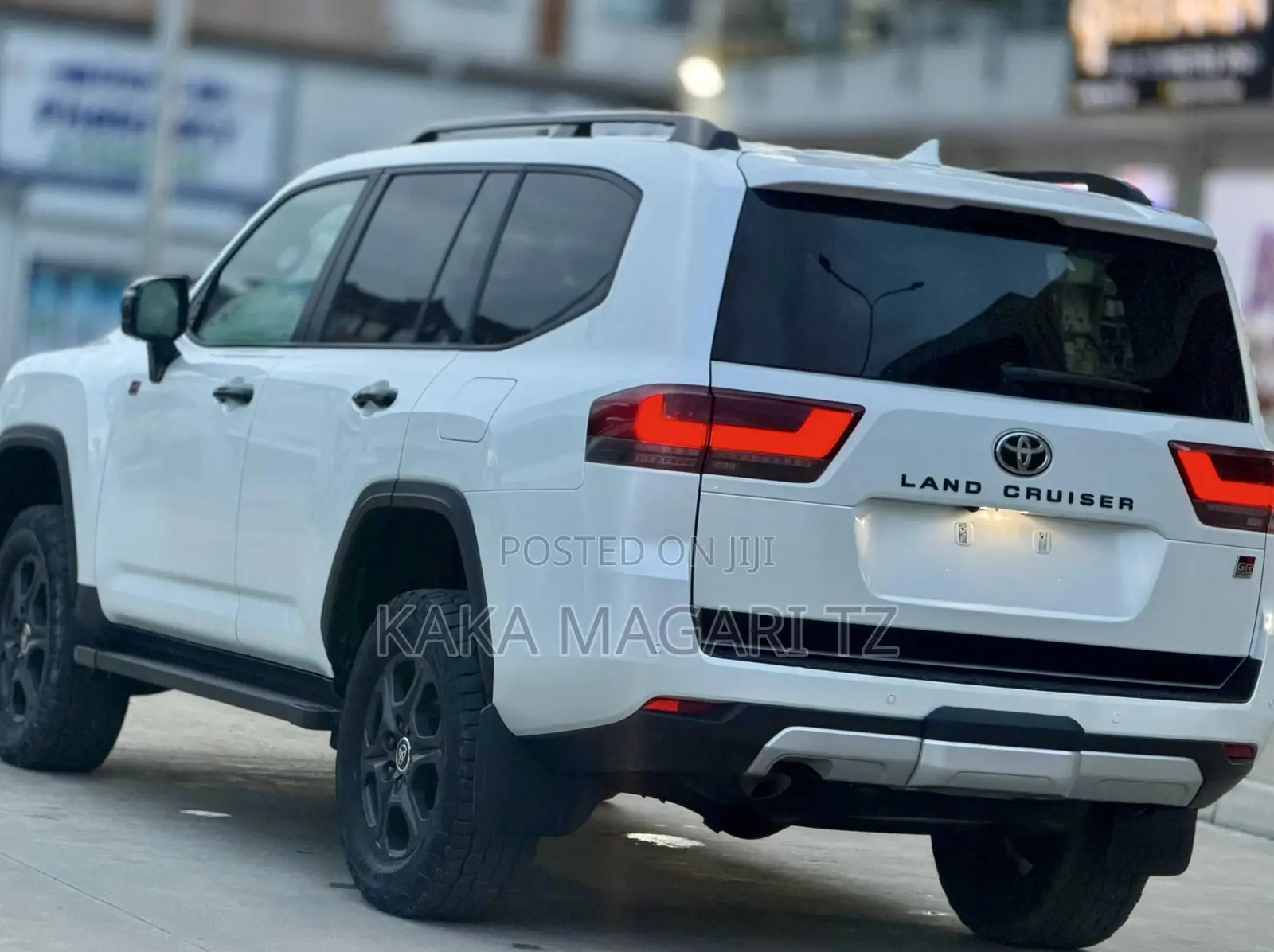 Toyota Land Cruiser 2024 Pearl