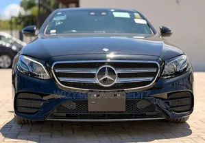 Mercedes-Benz E200 2016 Matt Black