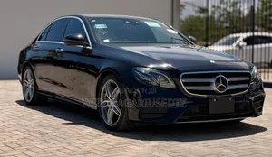 Mercedes-Benz E200 2016 Matt Black