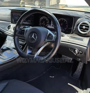 Mercedes-Benz E200 2016 Matt Black