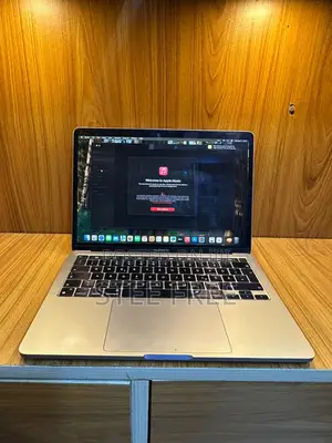 Laptop Apple MacBook Pro 2020 M1 16GB Apple M1 SSD 2T