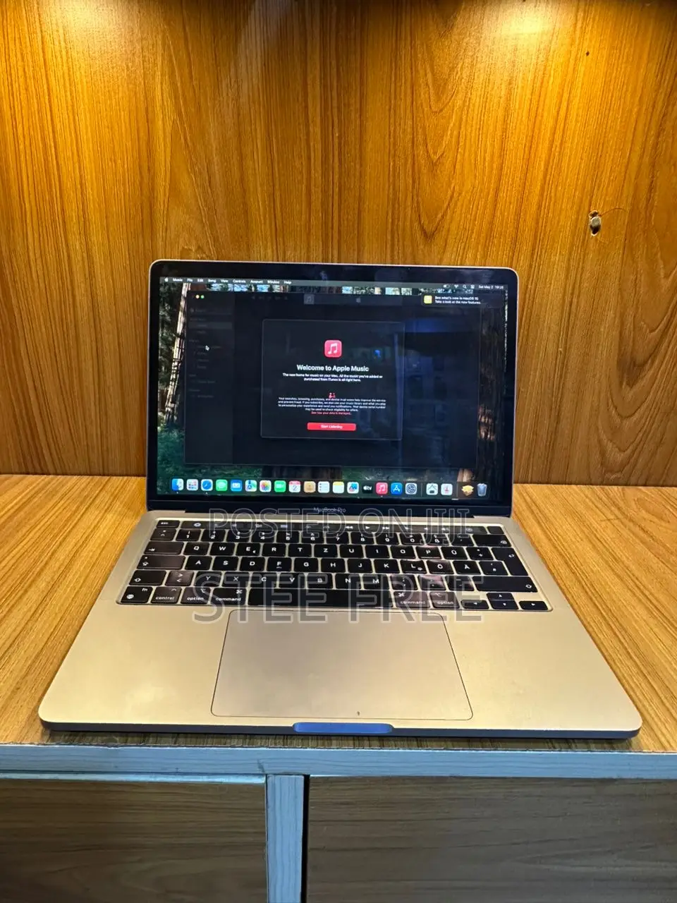 Laptop Apple MacBook Pro 2020 M1 16GB Apple M1 SSD 2T