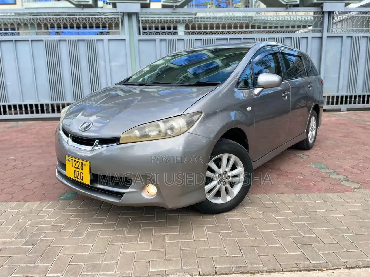Toyota Wish 2010 Gray