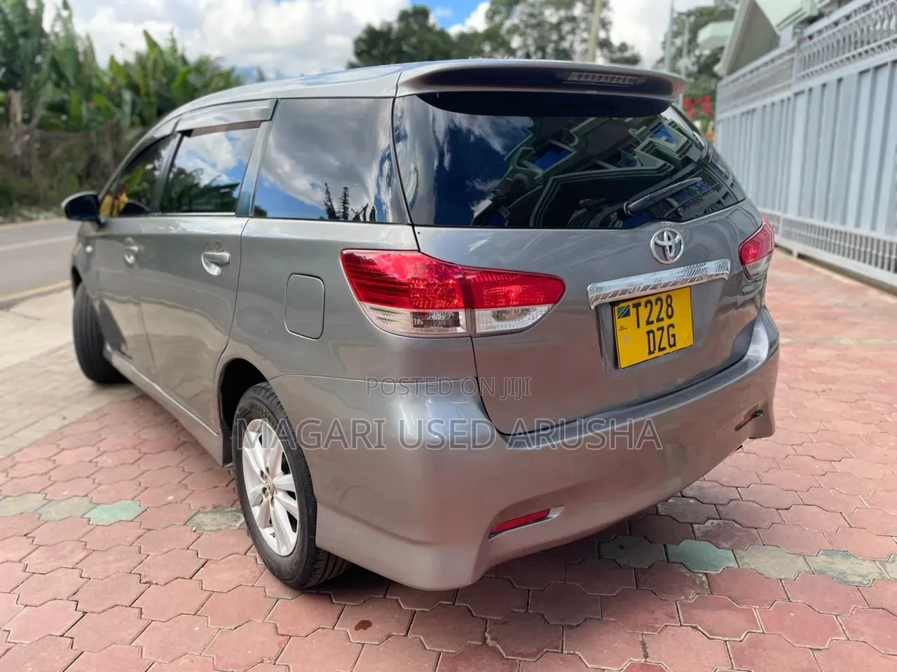 Toyota Wish 2010 Gray