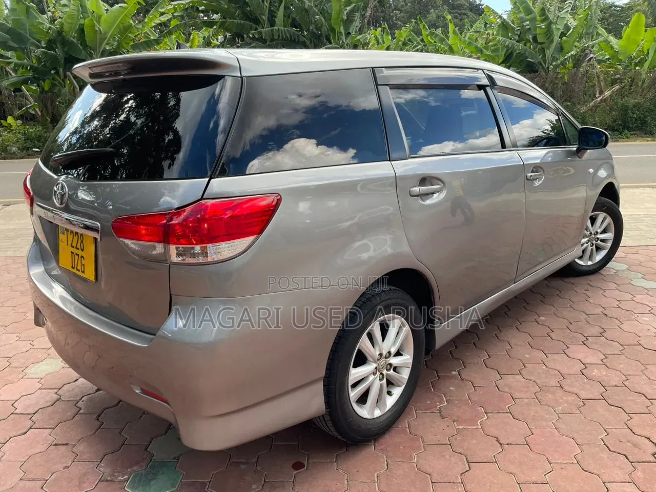 Toyota Wish 2010 Gray