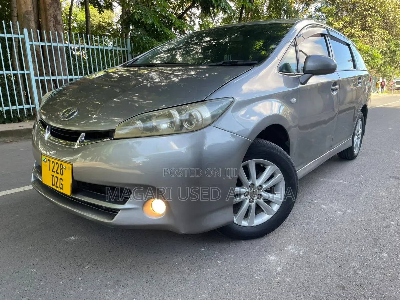 Toyota Wish 2010 Gray