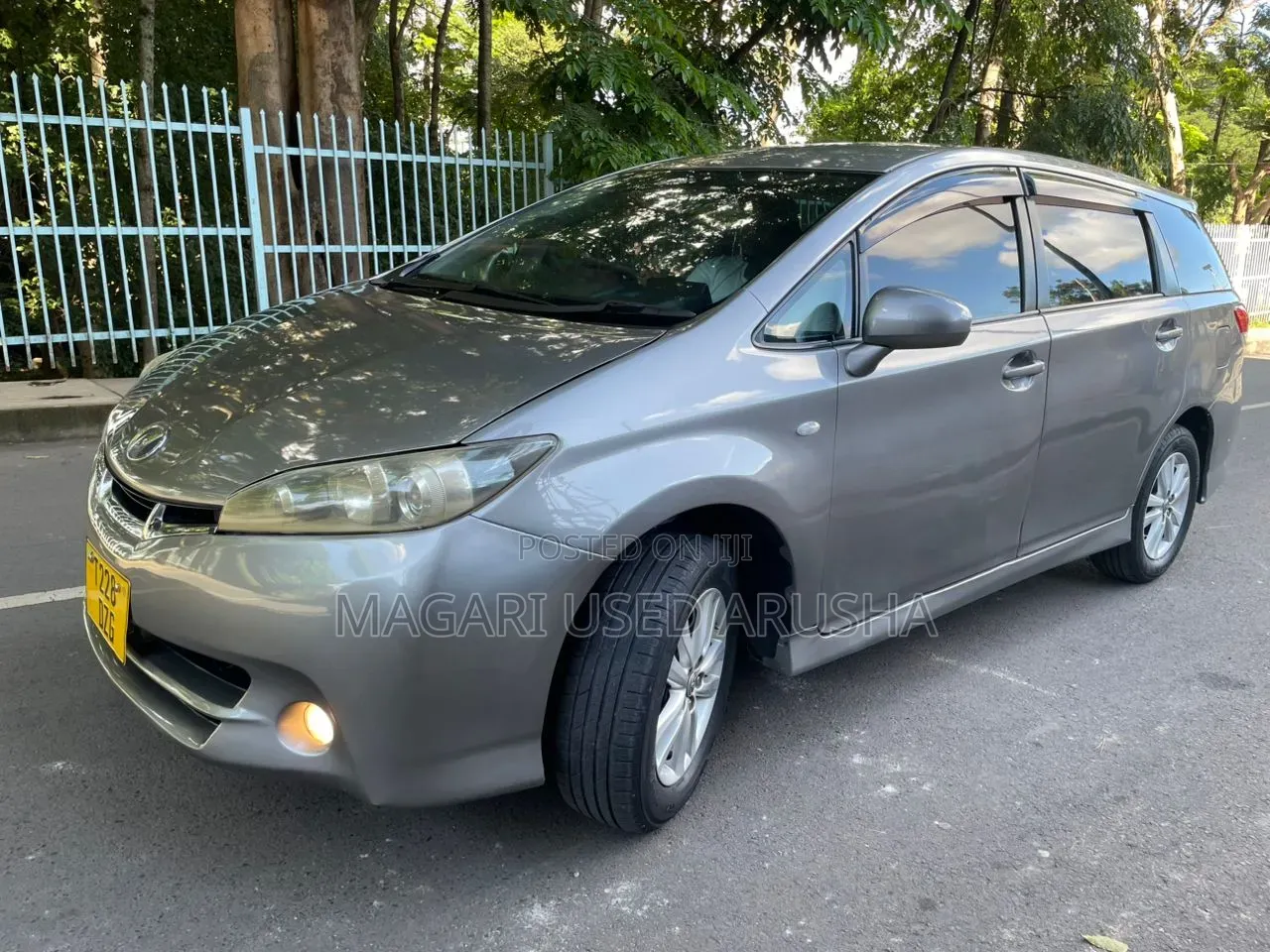 Toyota Wish 2010 Gray