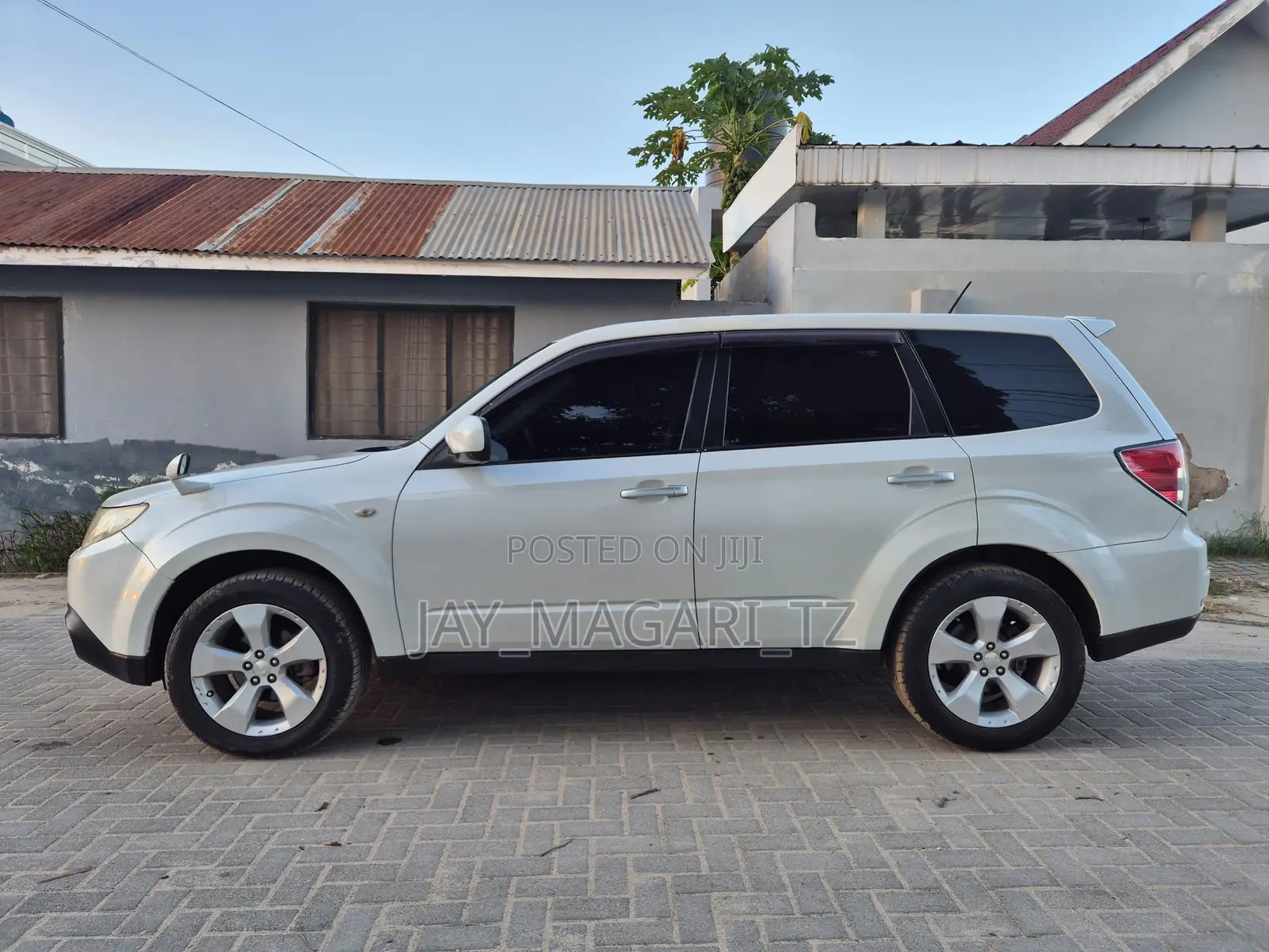 Subaru Forester 2010 White