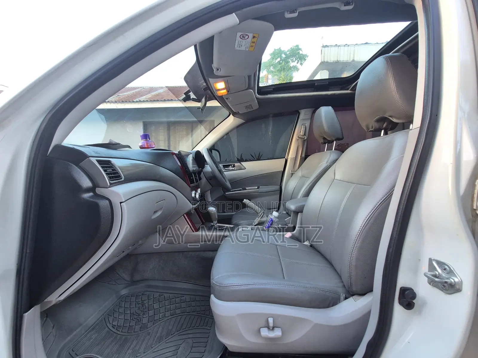 Subaru Forester 2010 White