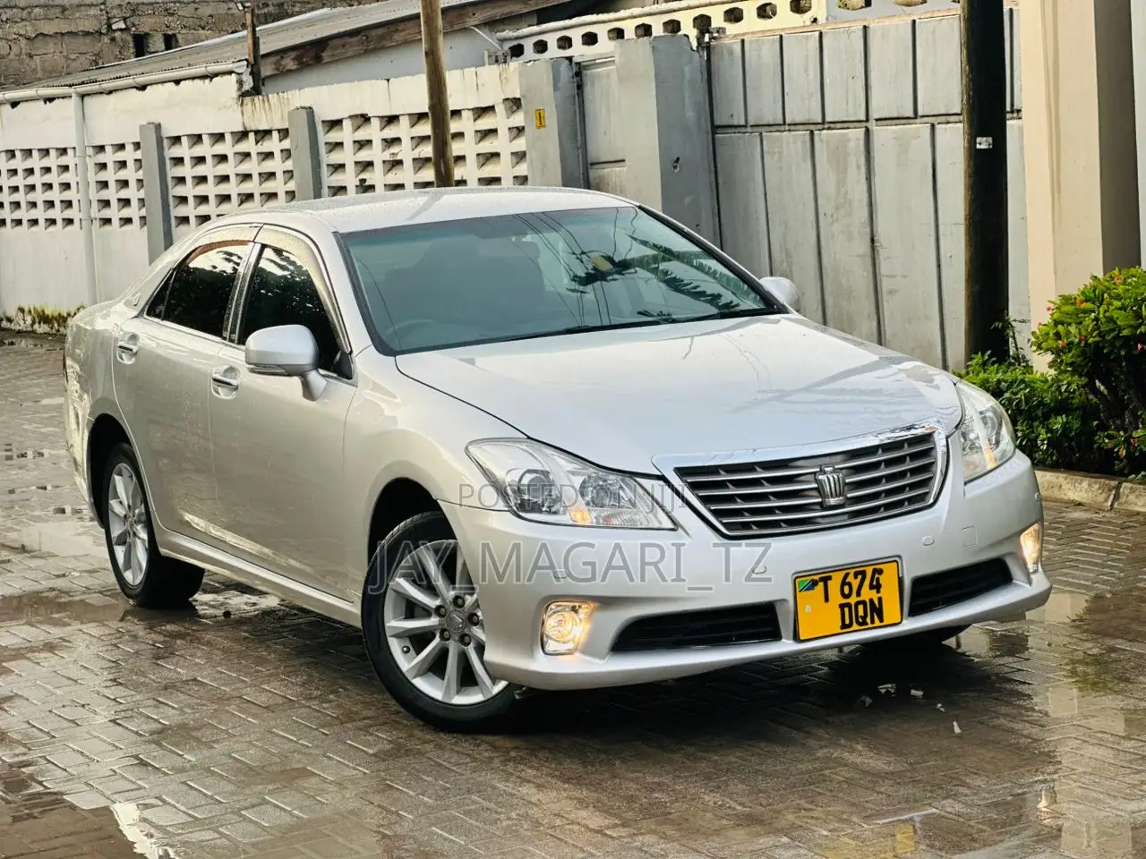 Toyota Crown 2009 Silver
