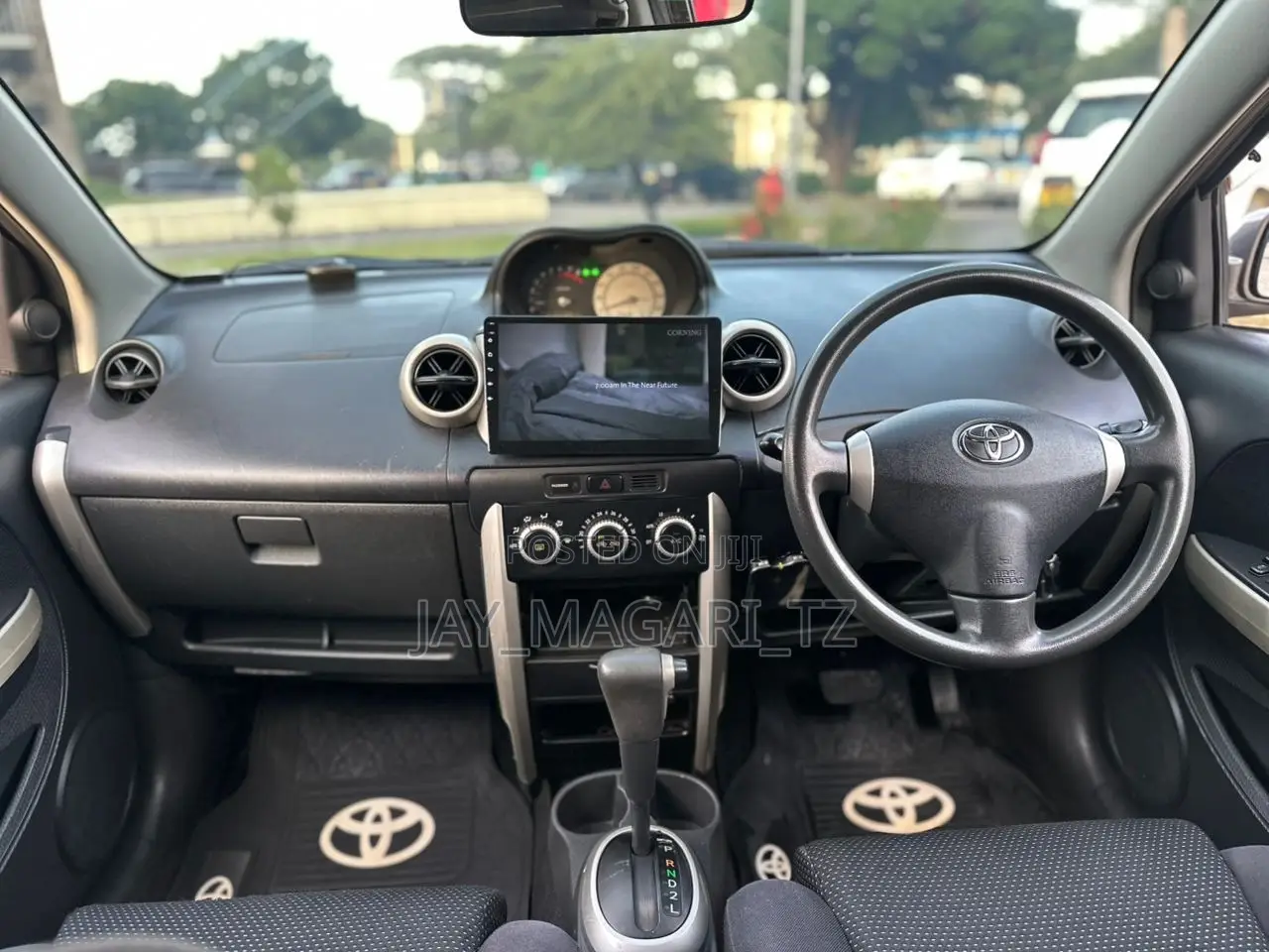 Toyota IST 2005 Gray