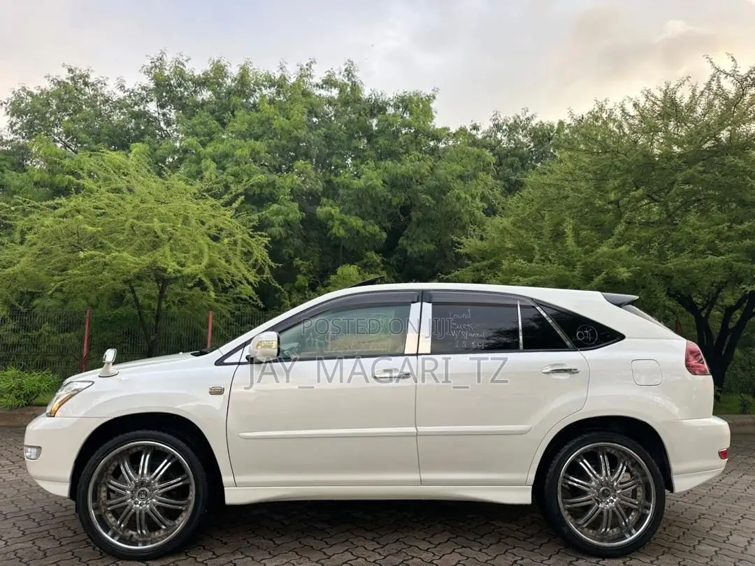 Toyota Harrier 2006 White