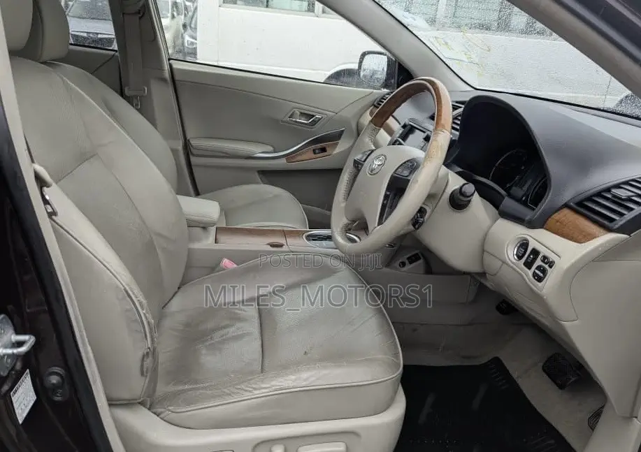 Toyota Premio 2009 Maroon