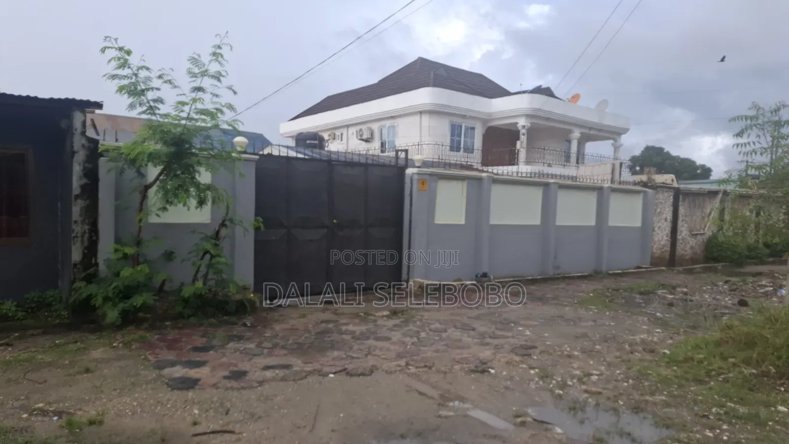 6bdrm Bungalow in Kinondoni Garden for sale