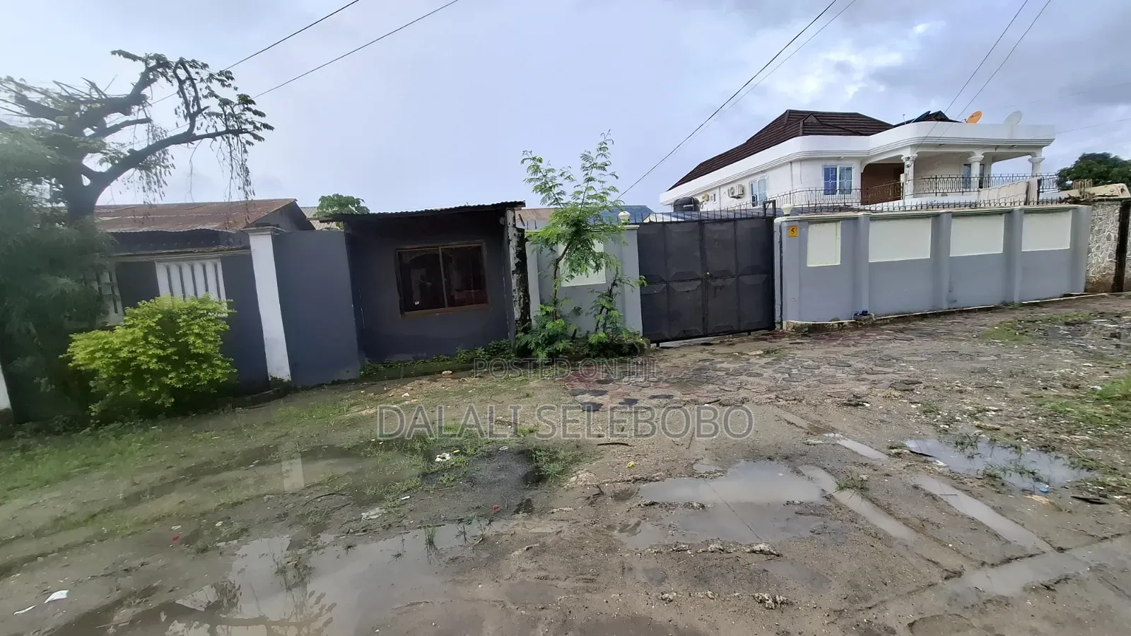 6bdrm Bungalow in Kinondoni Garden for sale