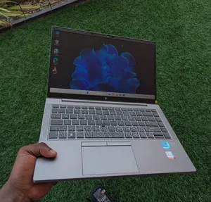 Laptop HP ZBook Firefly G8 16GB Intel Core i7 SSD 512GB