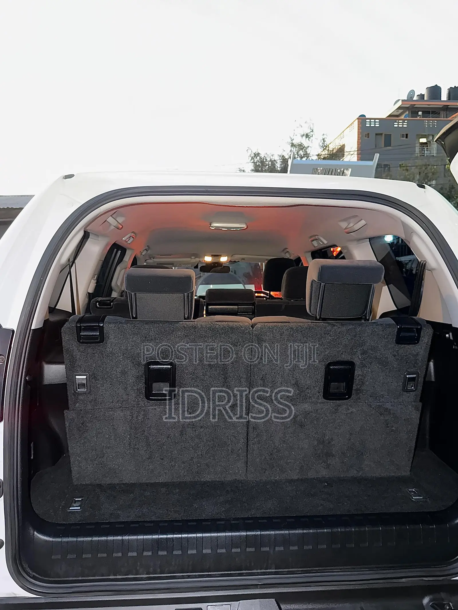 Toyota Land Cruiser Prado 2019 White