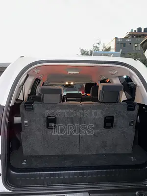 Toyota Land Cruiser Prado 2019 White