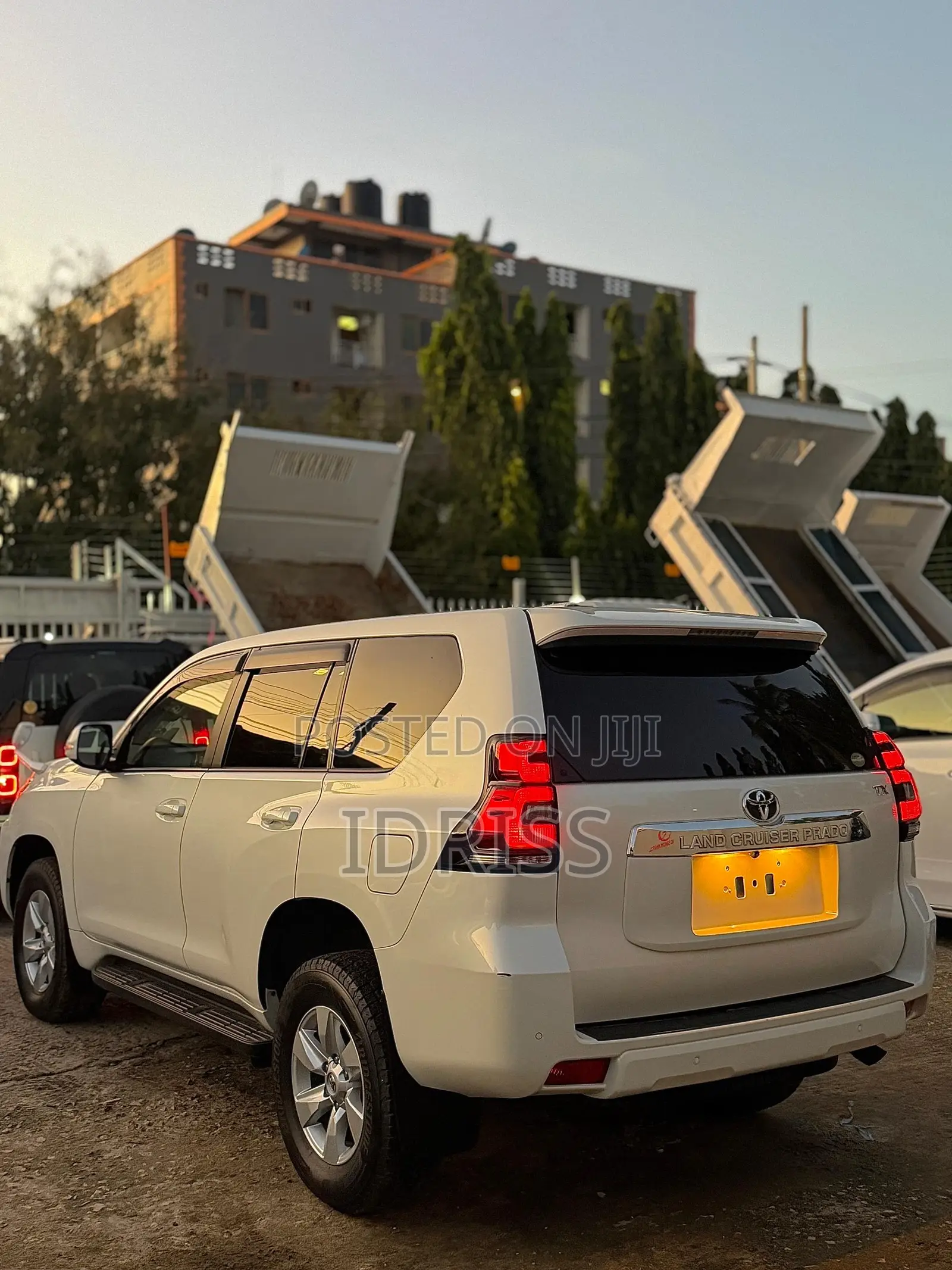Toyota Land Cruiser Prado 2019 White