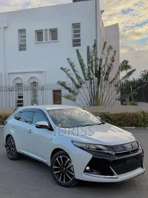 Toyota Harrier 2018 White