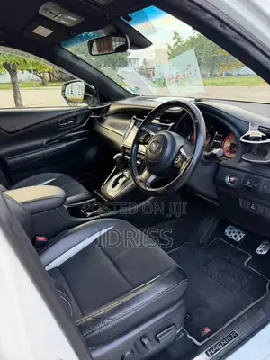 Toyota Harrier 2018 White