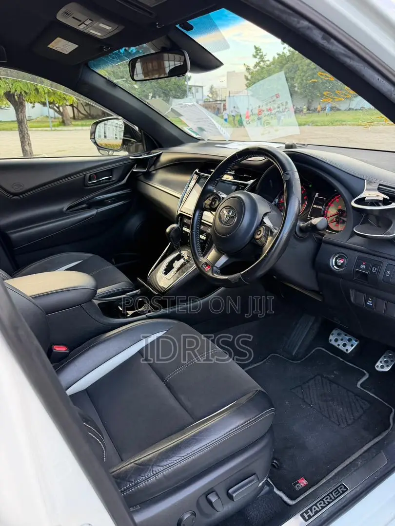 Toyota Harrier 2018 White
