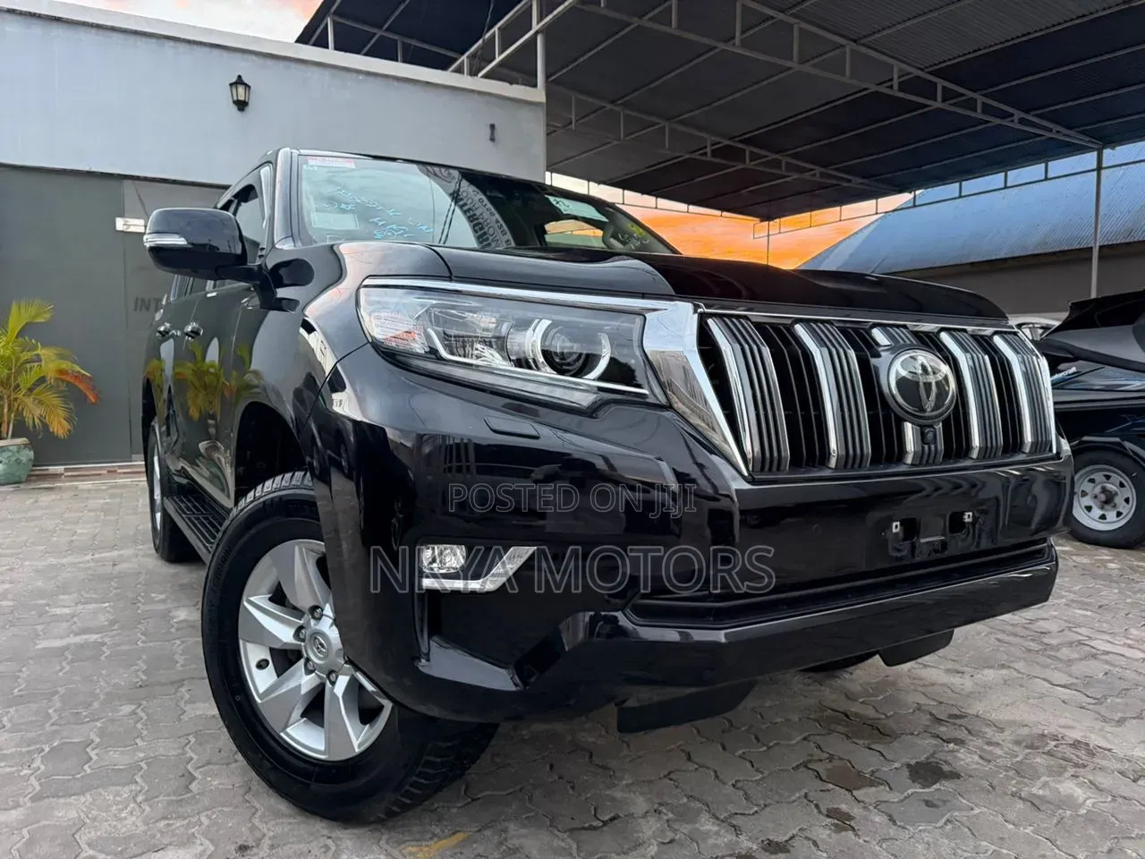 Toyota Land Cruiser Prado 2021 Black