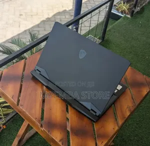 New Laptop MSI GP75 Leopard 16GB Intel Core i7 SSD 1T