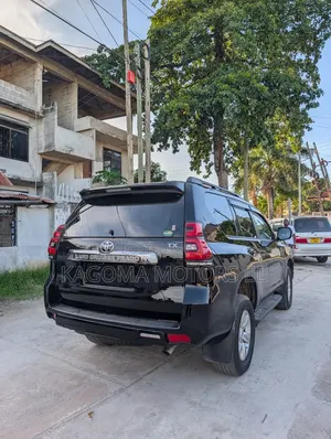 Toyota Land Cruiser Prado 2021 Black