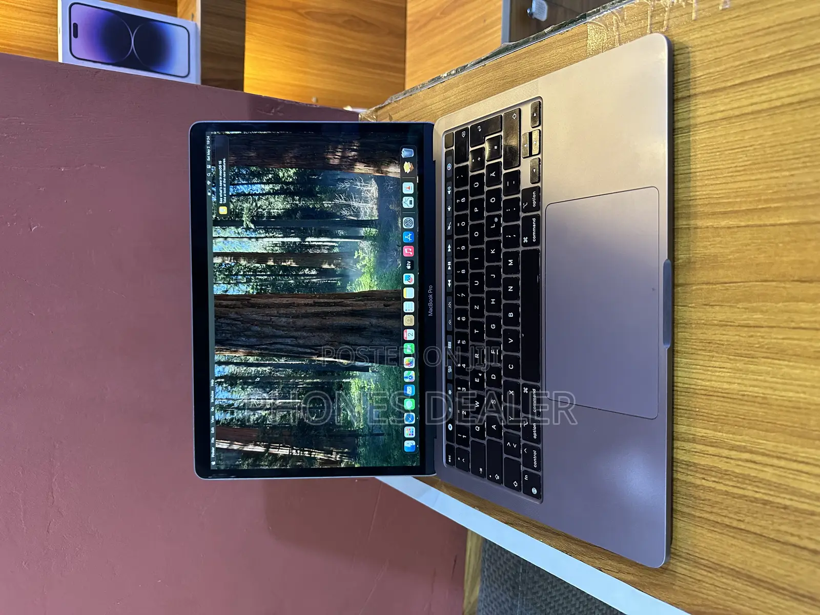 Laptop Apple MacBook Pro 2020 M1 16GB Apple M1 Pro SSD 2T