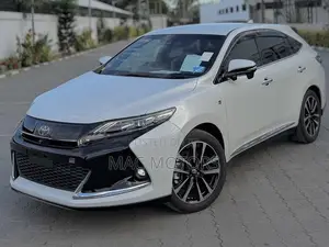 Toyota Harrier 2018 White