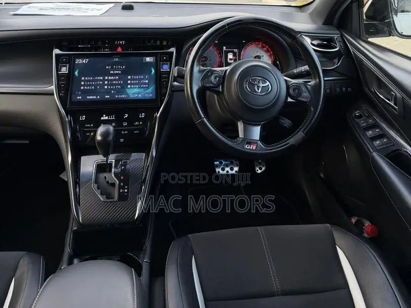 Toyota Harrier 2018 White