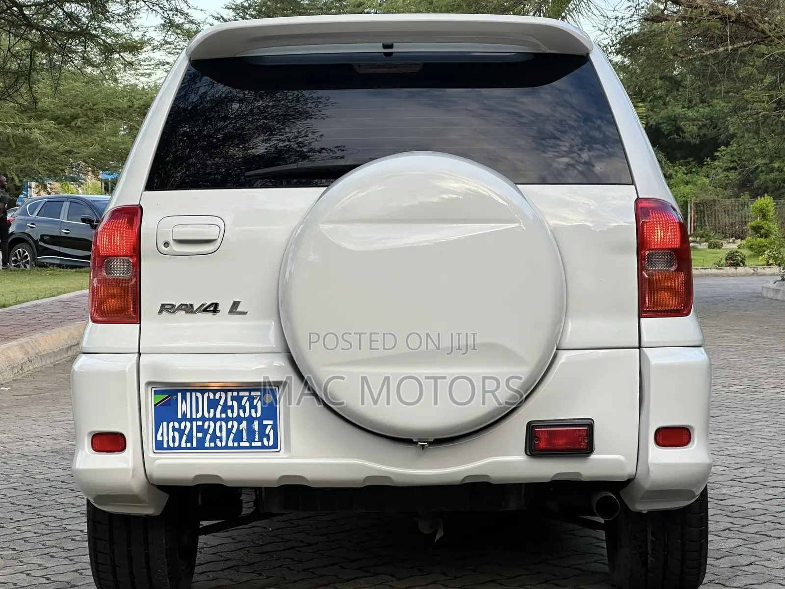 Toyota RAV4 Automatic 2003 White