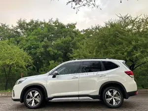 Subaru Forester 2020 White