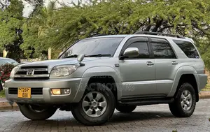 Toyota Hilux Surf 2.7 SSR 2004 Silver