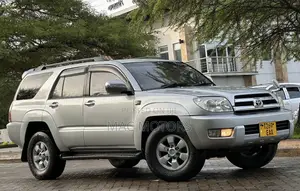 Toyota Hilux Surf 2.7 SSR 2004 Silver