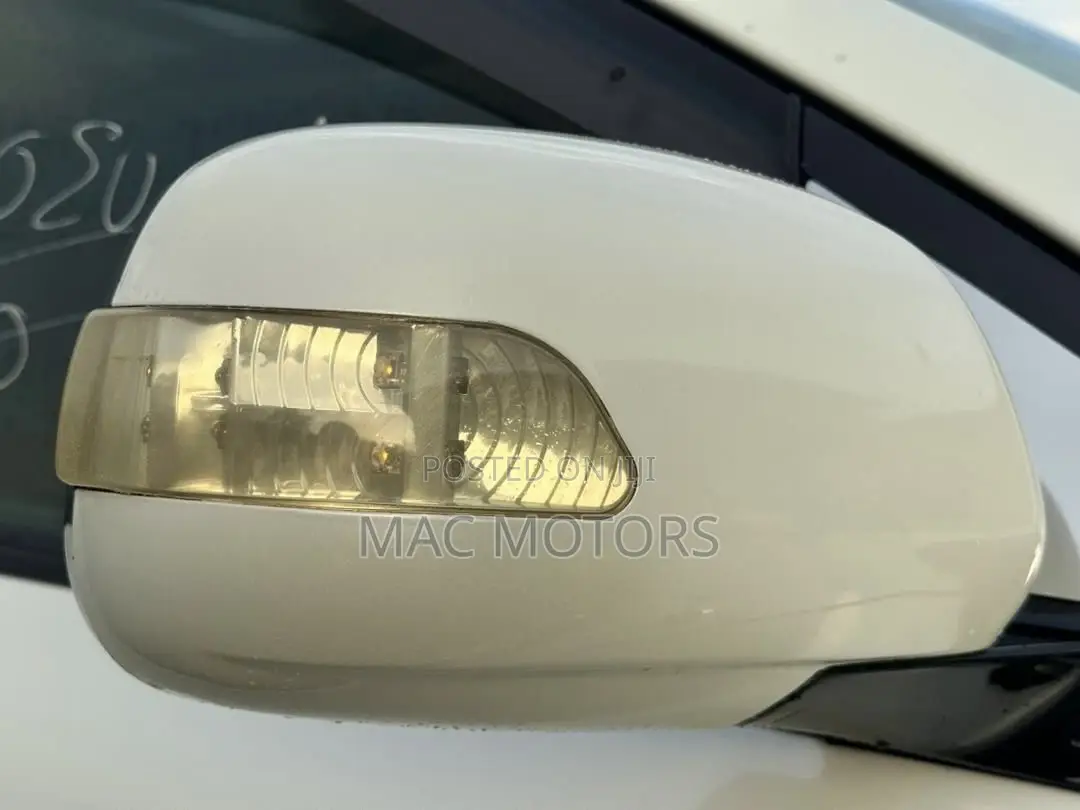 Toyota Harrier 2006 White