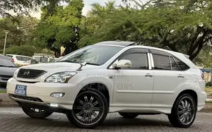 Toyota Harrier 2006 White
