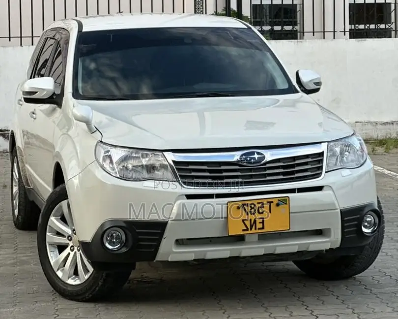 Subaru Forester 2011 White