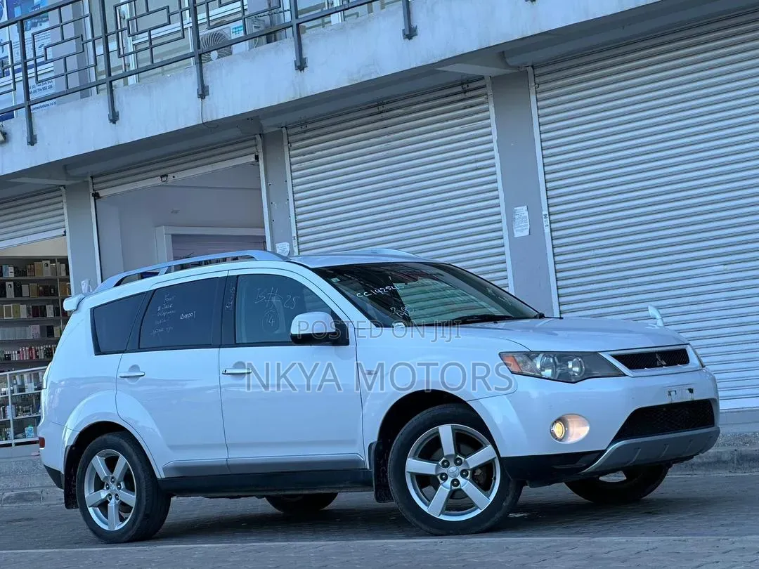 Mitsubishi Outlander 2009 White