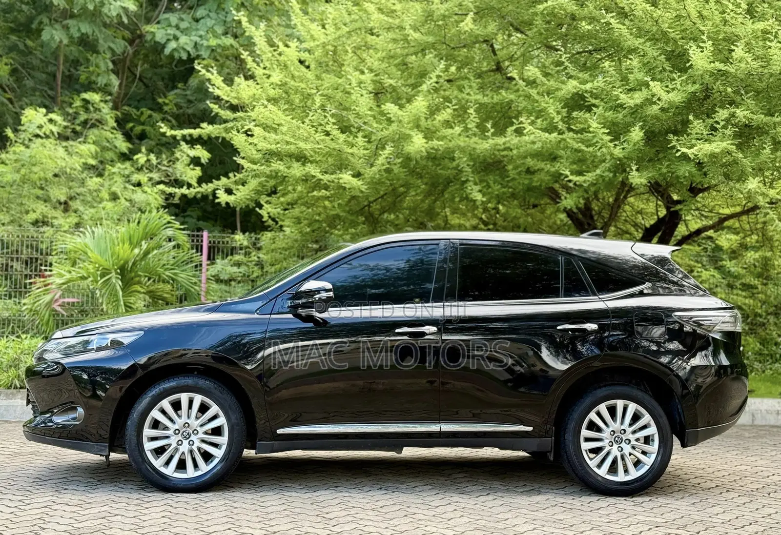 Toyota Harrier 2014 Black