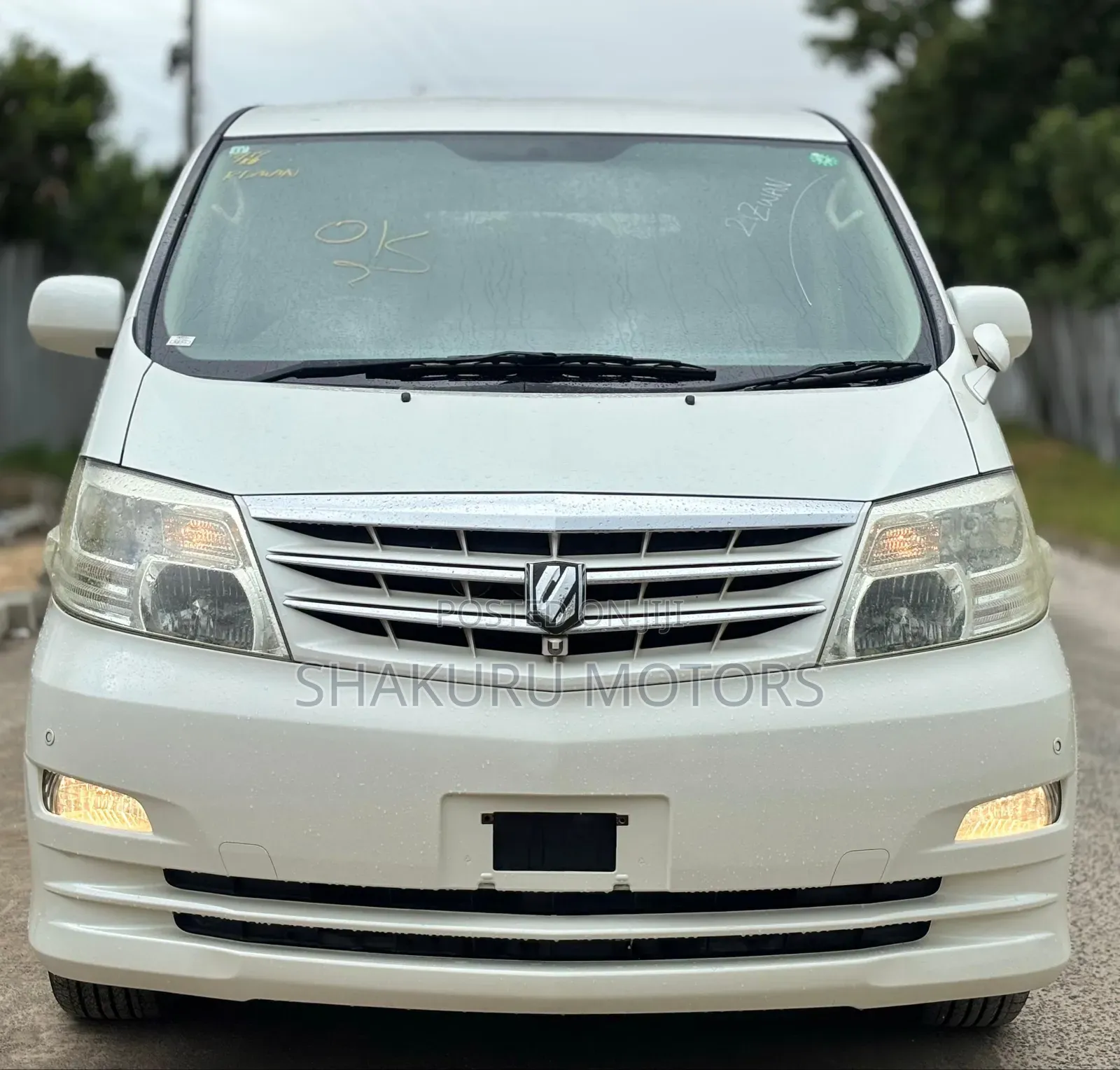 Toyota Alphard 2006 White