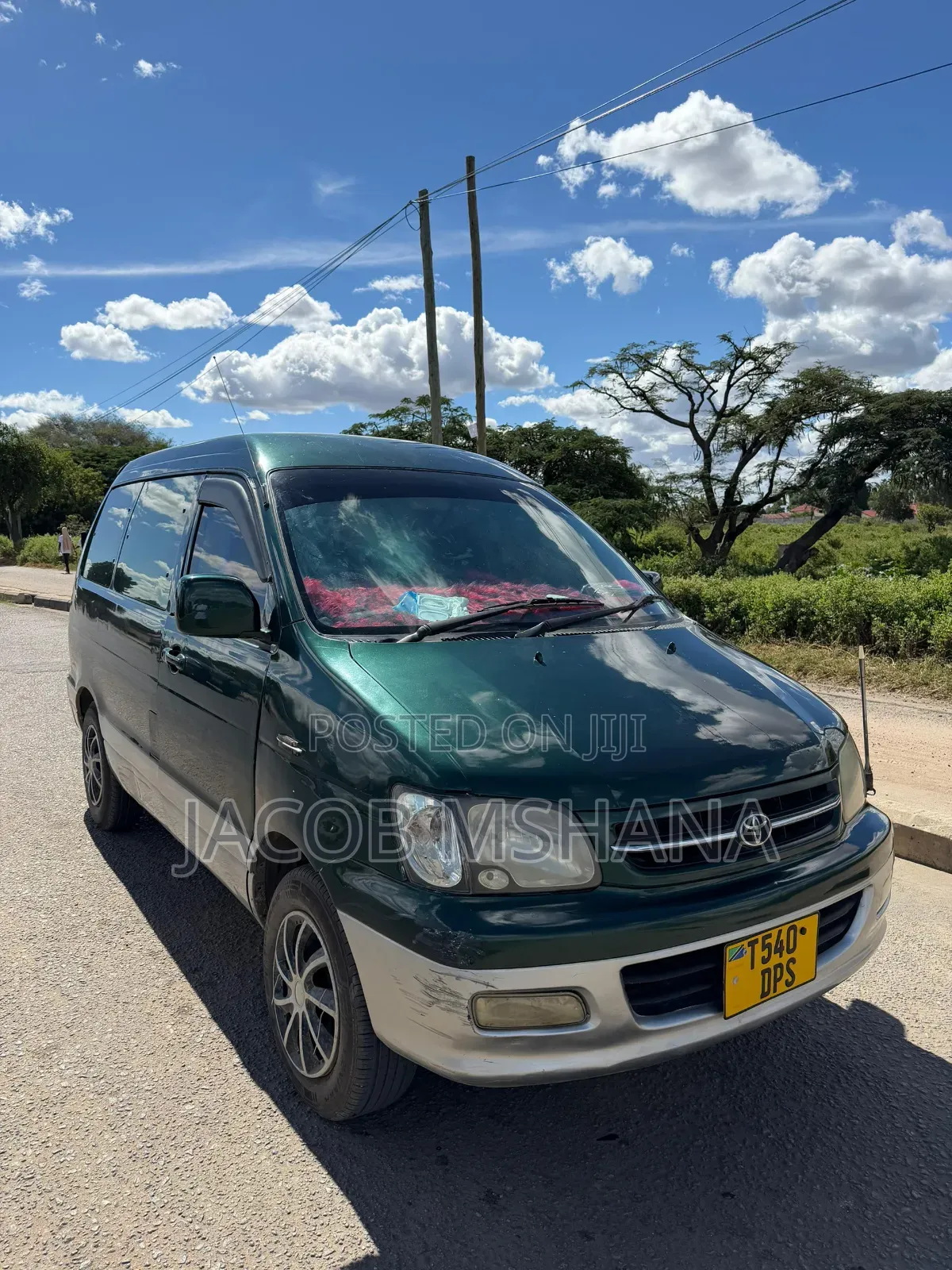 Toyota Noah 2002 Beige