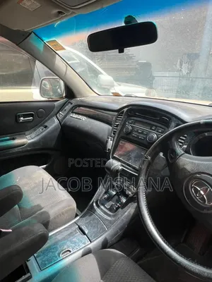 Toyota Kluger 2006 Silver