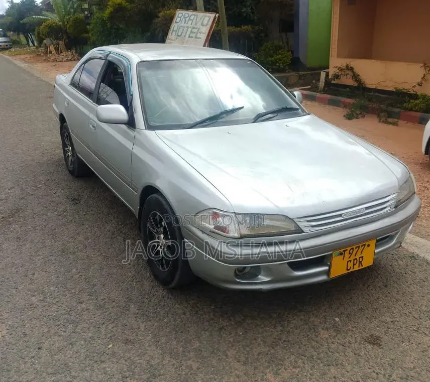 Toyota Carina 2001 Silver