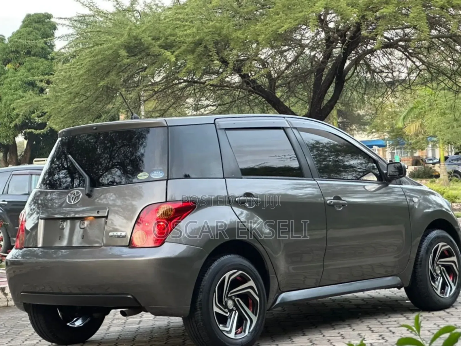 Toyota IST 2005 Gray